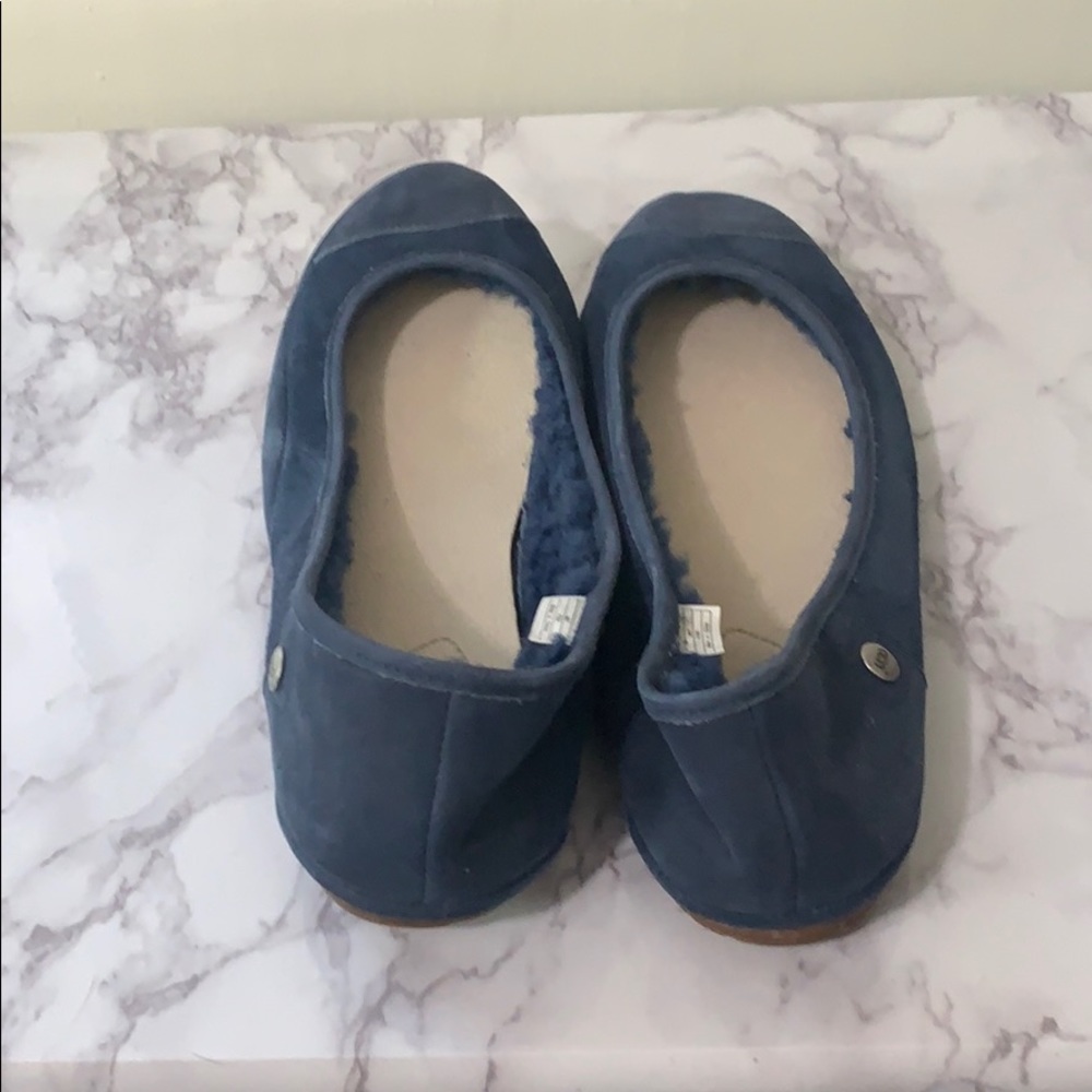 Ugg Flats - image 3